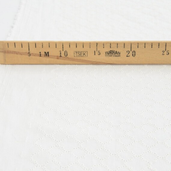 Тканина плательна бавовна батист прошва Маріон R/№70 біла, фото 3