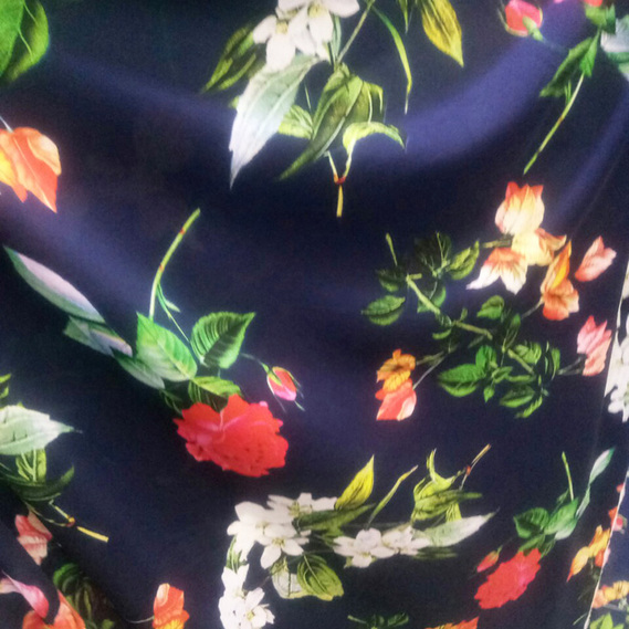 Тканина атлас шовк-сатин Armani V-5/2 розалія темно синя, Квітковий, фото 1 Тканина атлас шовк-сатин Armani V-5/2 розалія темно синя, Квітковий, фото 1