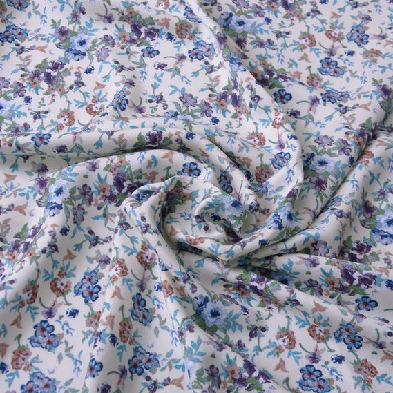 The fabric is staple twill with a print V-6/1 дрібноцвіт денім, фото 1
