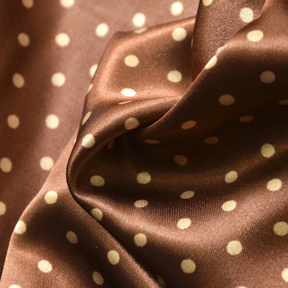 Тканина плательная атлас Горохи дріб каштан, фото 3