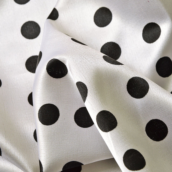 Тканина плательная атлас Горохи серед.білий, фото 3 Тканина плательная атлас Горохи серед.білий, фото 3