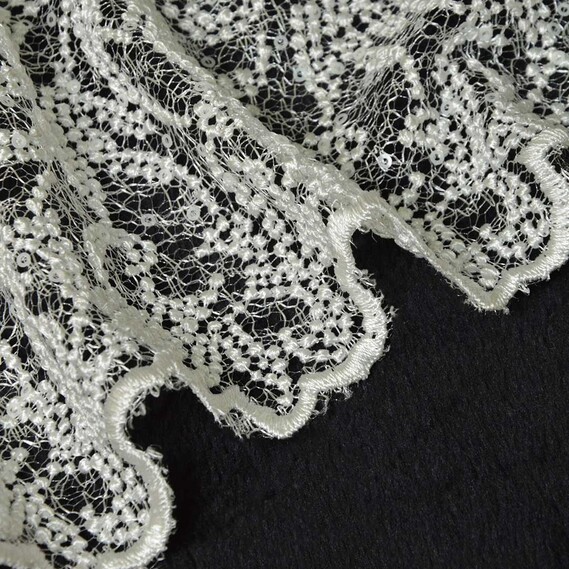 Ткань гипюр Venezia молоко, фото 2 Ткань гипюр Venezia молоко, фото 2