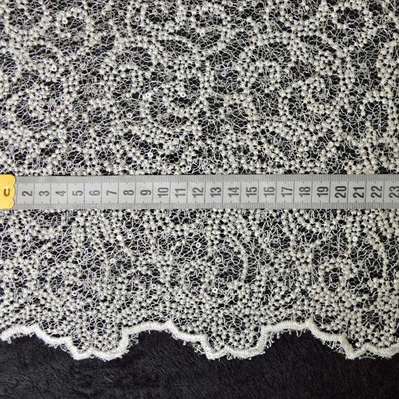 Ткань гипюр Venezia молоко, фото 3 Ткань гипюр Venezia молоко, фото 3