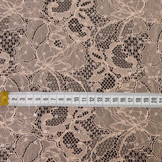 Ткань гипюр пайетка Нана персик, фото 2