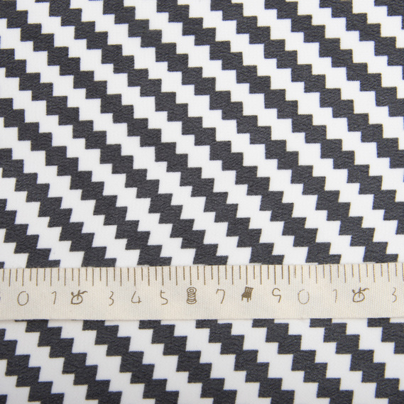 Chiffon fabric with print зігзаг діагональ чорний, фото 4