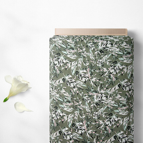 Тканина штапель твіл принт, 140 см, 160 гр/м2, для суконь, блузок, спідниць монстера хакі, фото 2