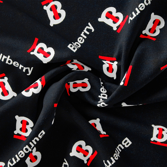 Dress Viscose Staple Fabric, Brandi, 115 g/m2 Burberry чорний, фото 1 Dress Viscose Staple Fabric, Brandi, 115 g/m2 Burberry чорний, фото 1