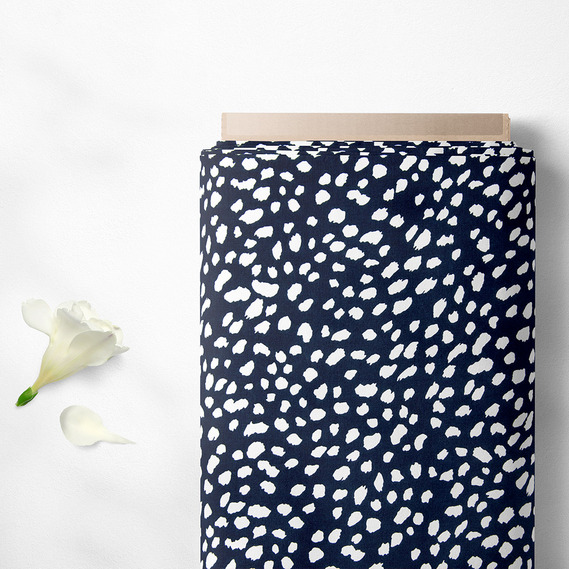 Тканина плательна штапель лайт хмаринки темно синій, фото 2