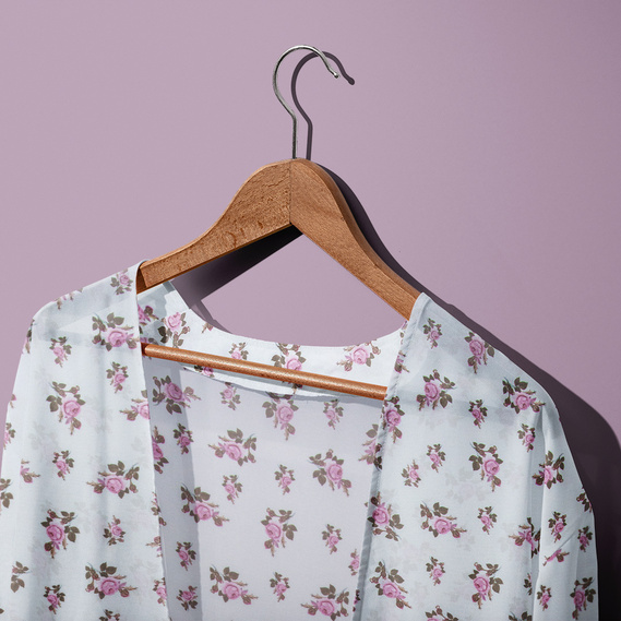 Тканина шифон принт троянда молоко фрез, фото 2 Тканина шифон принт троянда молоко фрез, фото 2