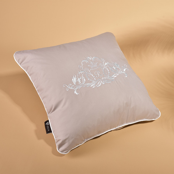 Pillow ROYAL with an embroidery of ТМ IDEIA 45х45 cm св.сірий, фото 1
