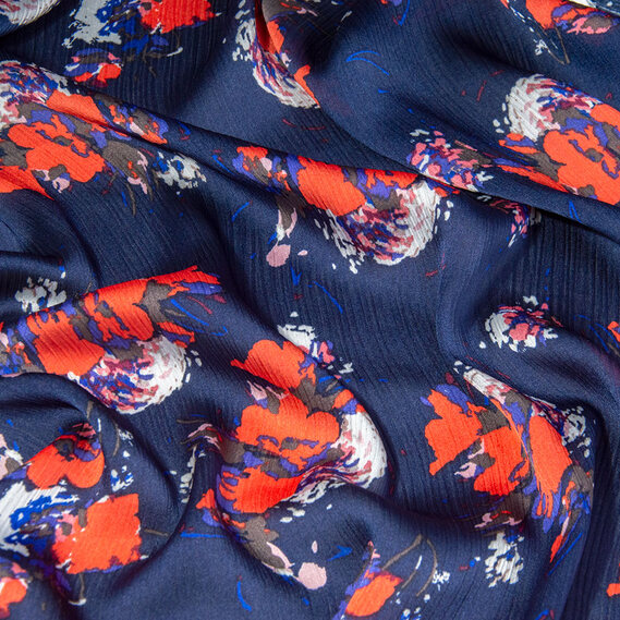 Тканина плательна атлас креш каприз темно синій, фото 3 Тканина плательна атлас креш каприз темно синій, фото 3