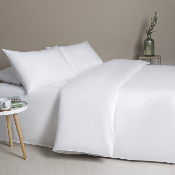 Bed sheet HOTEL&SPA 180*270 SATIN, фото 1 Bed sheet HOTEL&SPA 180*270 SATIN, фото 1