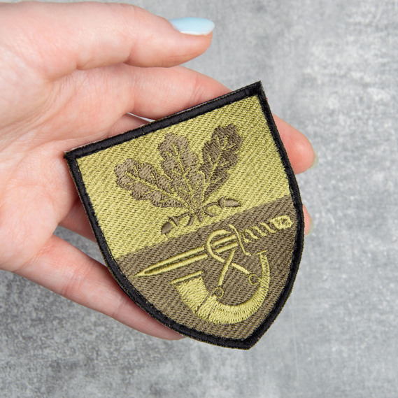 Chevron on Velcro 61 separate infantry hunting brigade 7x8 cm зелений , фото 3 Chevron on Velcro 61 separate infantry hunting brigade 7x8 cm зелений , фото 3