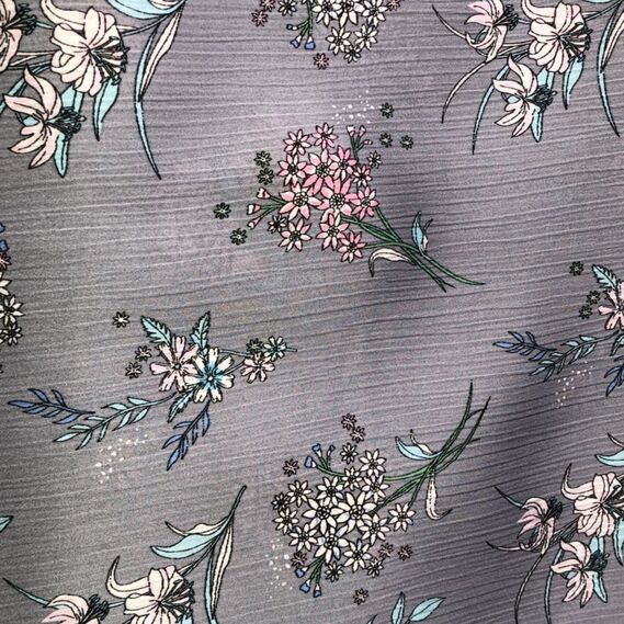 Тканина плательна атлас креш букети сірий, фото 1