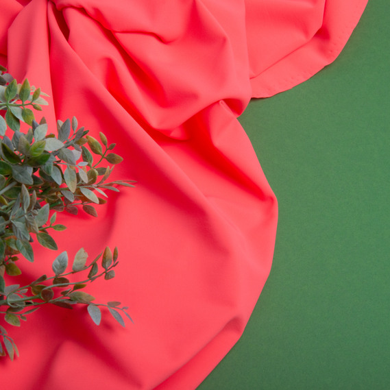 Ткань трикотаж Біфлекс матовий 194 гр/м2, еластична для купальників, леггінсов, спортивного одягу неон світлий корал, фото 3