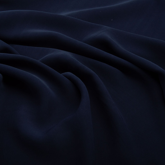 Тканина костюмна Barbie креп, 145 см, 228 гр/м2, для одягу, плаття, костюмів, спідниць темно синя, фото 2 Тканина костюмна Barbie креп, 145 см, 228 гр/м2, для одягу, плаття, костюмів, спідниць темно синя, фото 2