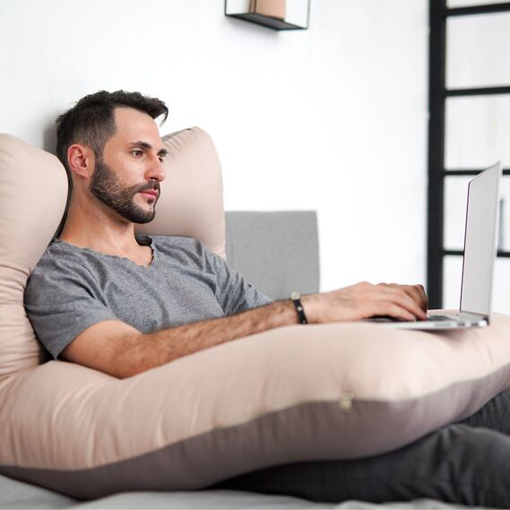 Наволочка на П-подушку для вагітних та відпочинку 140х75х20 см з блискавкою беж/шоколад, фото 6