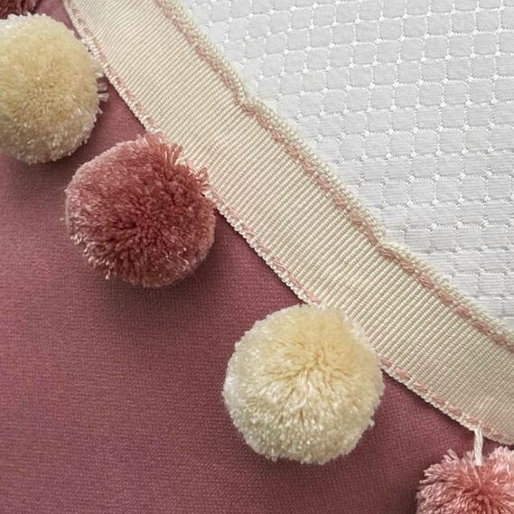 Бахрома декоративная V-96 фрез/молоко, фото 1 Бахрома декоративная V-96 фрез/молоко, фото 1