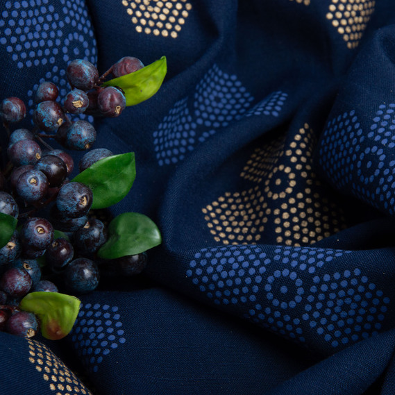 Тканина костюмна імітація льну з напиленням квітка т/синя, фото 3