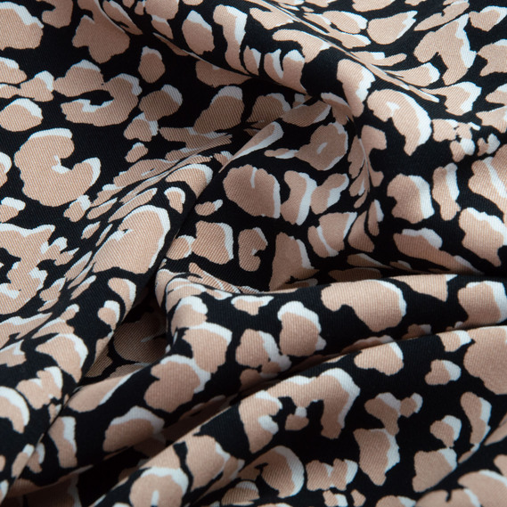 Тканина плательна штапель віскоза, платтяна тканина натуральна, для блузок, суконь, спідниць лео беж, фото 2 Тканина плательна штапель віскоза, платтяна тканина натуральна, для блузок, суконь, спідниць лео беж, фото 2