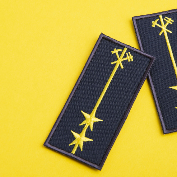 Velcro patch with two starsfor Ukrainian Railways (Ukrzaliznytsia) engineer epaulet on blue background, 4.5x9.5 cm, фото 3