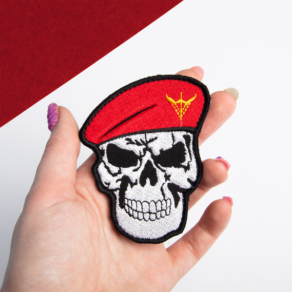 Ukrainian Airborne Troops Skull Chevron Patch with Velcro, 7x8.5 cm, фото 2 Ukrainian Airborne Troops Skull Chevron Patch with Velcro, 7x8.5 cm, фото 2