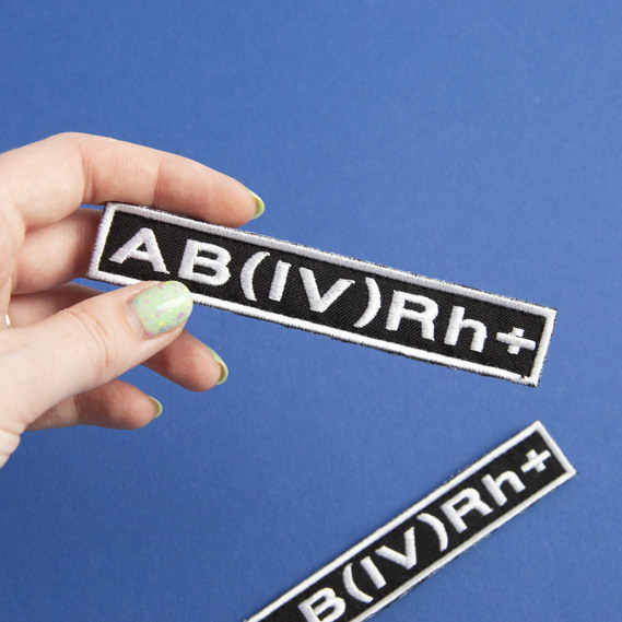 Шеврон нашивка на липучці Група крові чорний 4+ 2х12 см, фото 2
