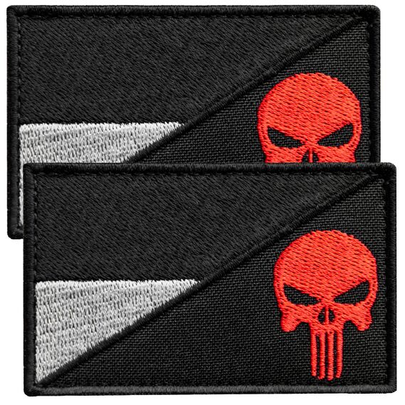Набор шевронов 2 шт с липучкой Флаг Украины и Череп Каратель черный 5х8 см, фото 1