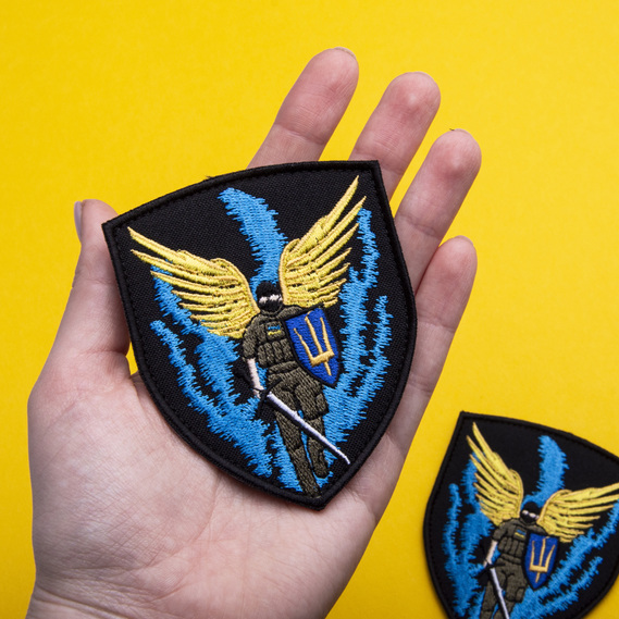Chevron Velcro patch Angel Armed Forces of Ukraine 7.6x9.3 cm, embroidered patch, фото 2 Chevron Velcro patch Angel Armed Forces of Ukraine 7.6x9.3 cm, embroidered patch, фото 2