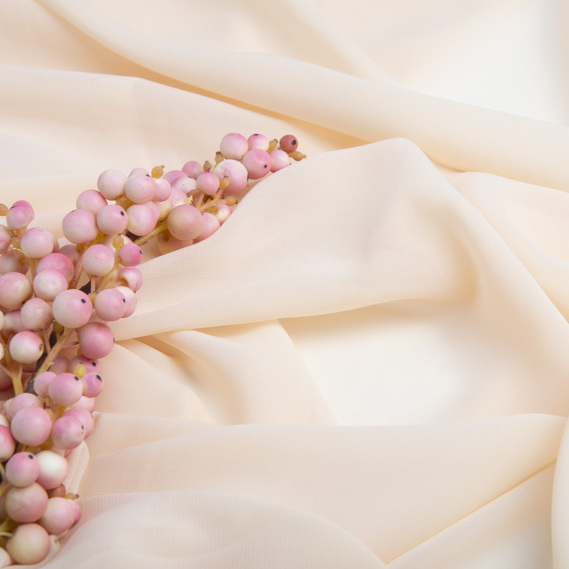 Тканина платтяна шифон Sheila легка напівпрозора для суконь, блузок, аксесуарів бісквіт, фото 3