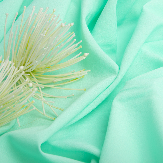 The fabric is chiffon with a moss crepe texture бірюза, фото 3