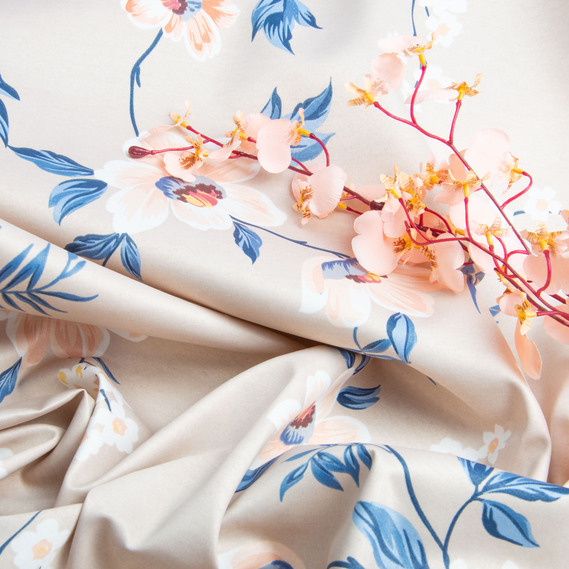 Тканина декоративна Прем`єр Сатин Квіти бавовна з водовідштовхувальним просоченням для скатертин, штор, декору беж, фото 4