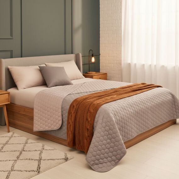 Покривало на ліжко Silhouette 220x240 IDEIA двосторонне, міцна стібка тканини, антиалергенне волокно беж, фото 1