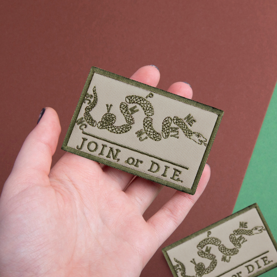 Набор шевронов 2 шт с липучкой JOIN or DIE, ПРИСОЕДИНЯЙСЯ или УМРИ шеврон хаки, вышитый патч нашивка 5х8 см, фото 5