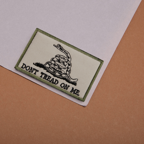 Набор шевронов 2 шт с липучкой Змея Don`t Tread On Me 5х8 см, флаг США, Америки, вышитый патч, шеврон, нашивка, фото 8 Набор шевронов 2 шт с липучкой Змея Don`t Tread On Me 5х8 см, флаг США, Америки, вышитый патч, шеврон, нашивка, фото 8