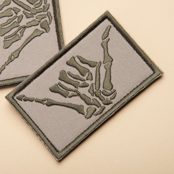 Набор шевронов 2 шт с липучкой Скелет рука, Shaka Hand, Aloha 5х8 см беж, вышитый патч шеврон, нашивка, липучка, рука скелета, фото 5