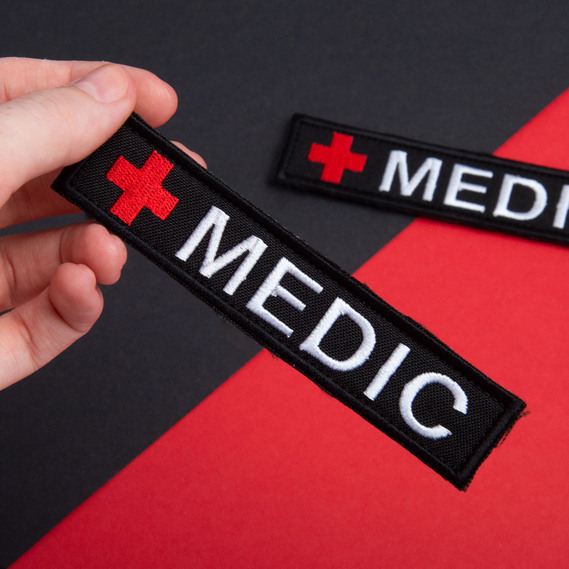 Набор шевронов 2 шт на липучке планка MEDIC черный 2,5х12 см, вышитый патч нашивка шеврон медика, медицинский, медик, фото 2