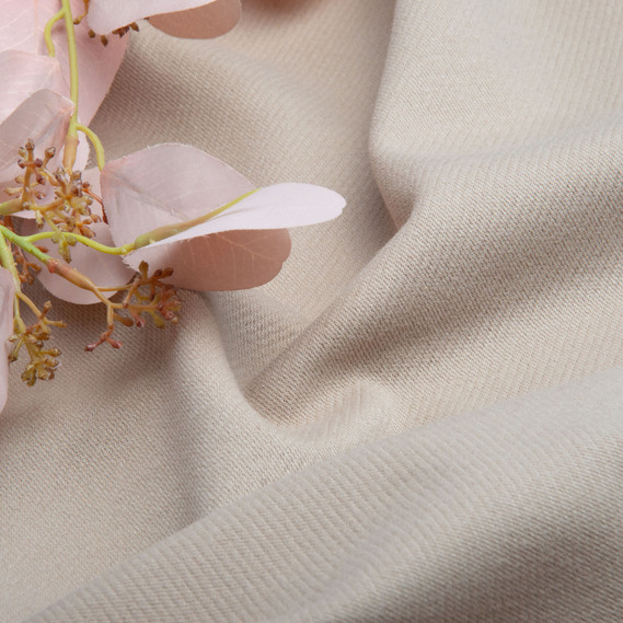 The fabric is a solid-colored suit material from Prato беж, фото 4