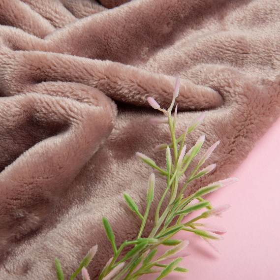 The fabric is plush velsoft fabric, 326 g/m², a soft material for blankets, robes, pajamas, and bedspreads 1206 пудра, фото 4