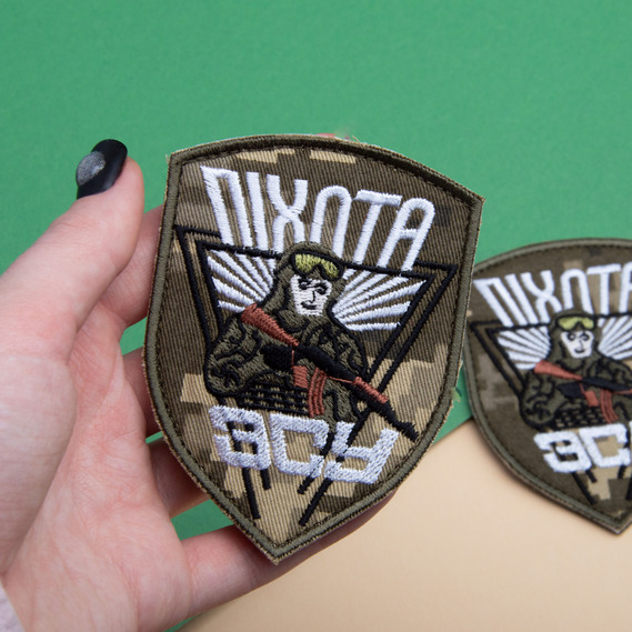 Set of 2 Patches with Velcro "Infantry of the Armed Forces of Ukraine" Pixel 7x9.5 cm, Embroidered Patch with Velcro, фото 8 Set of 2 Patches with Velcro "Infantry of the Armed Forces of Ukraine" Pixel 7x9.5 cm, Embroidered Patch with Velcro, фото 8