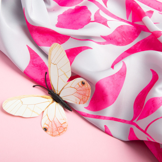 Тканина для одягу Атлас шовк з малюнком, 145 см, 90 гр/м2, ніжна, легка тканина Ангела рожева, фото 5