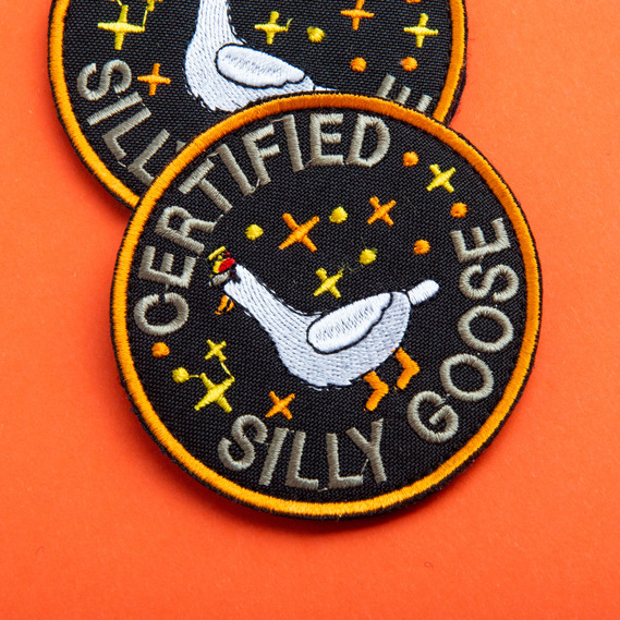 Certified Silly Goose Patch 7,6 cm Embroidered Hook-Backed Morale Patch for Tactical Backpack, Vest, Dog Harness, Helmet, or Gear, фото 5