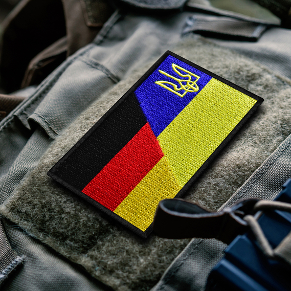 Набір шевронів 2 шт на липучці: Прапори Німеччини та України, Німеччина, ФРН, вишитий патч, фото 3
