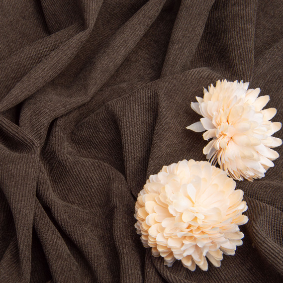 Solid-colored corduroy fabric, 150 cm wide, 330 g/m², suitable for clothing, dresses, suits, and skirts V-16 шоколад, фото 3 Solid-colored corduroy fabric, 150 cm wide, 330 g/m², suitable for clothing, dresses, suits, and skirts V-16 шоколад, фото 3