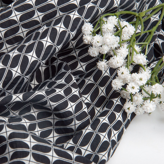 Ткань плательная вискоза Венеция, 145 см 90 гр/м2 для платьев, юбок, брюк, детской одежды чорна, фото 4