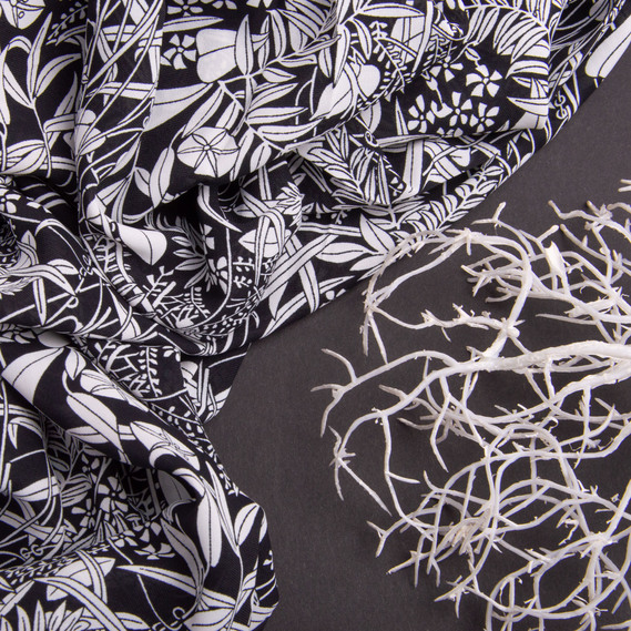 Ткань шифон плательная легкая воздушная стрейч 110 гр/м2 150 см для платьев, юбок, блуз, аксессуаров флора чорна, фото 4