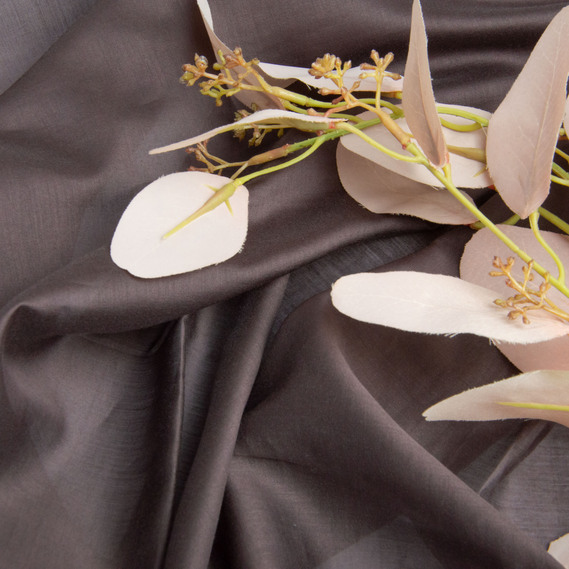 Тканина Тенсел шовк 45 г/м2 150 см легка, дихаюча для вишуканого одягу шоколад, фото 3 Тканина Тенсел шовк 45 г/м2 150 см легка, дихаюча для вишуканого одягу шоколад, фото 3