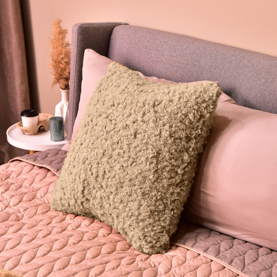 Подушка декоративна IDEIA 55х55 см з штучного хутра, гіпоалергенна  карамель, фото 5