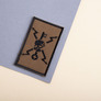 Hook and loop patch, size 5x7.8 cm, depicting a communication specialist беж, фото 1 Hook and loop patch, size 5x7.8 cm, depicting a communication specialist беж, фото 1